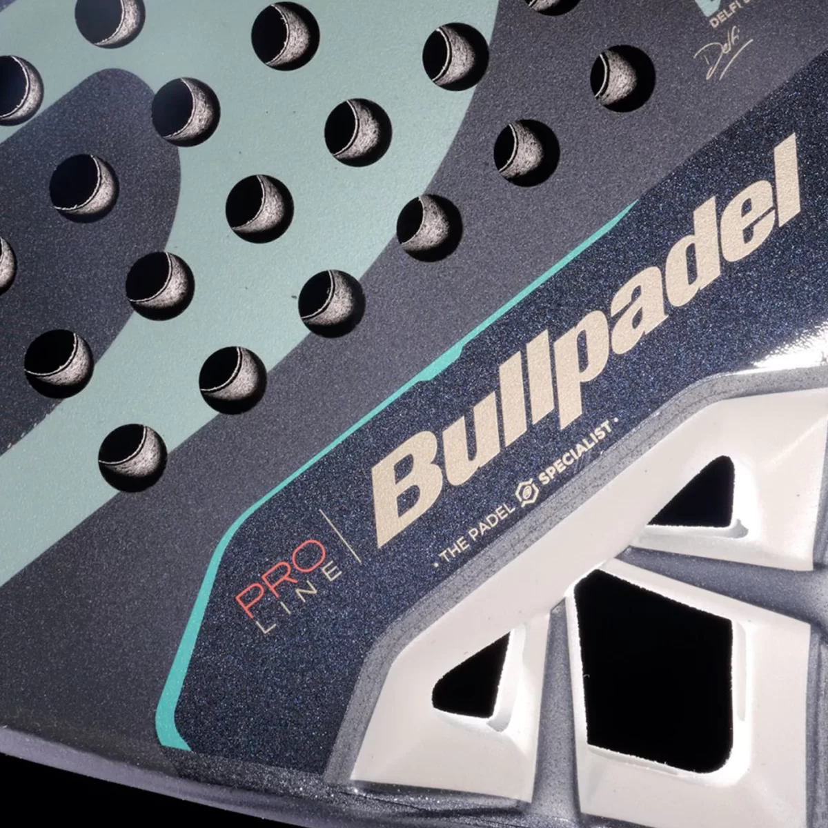 BULLPADEL Racket Vertex 04 W 2024