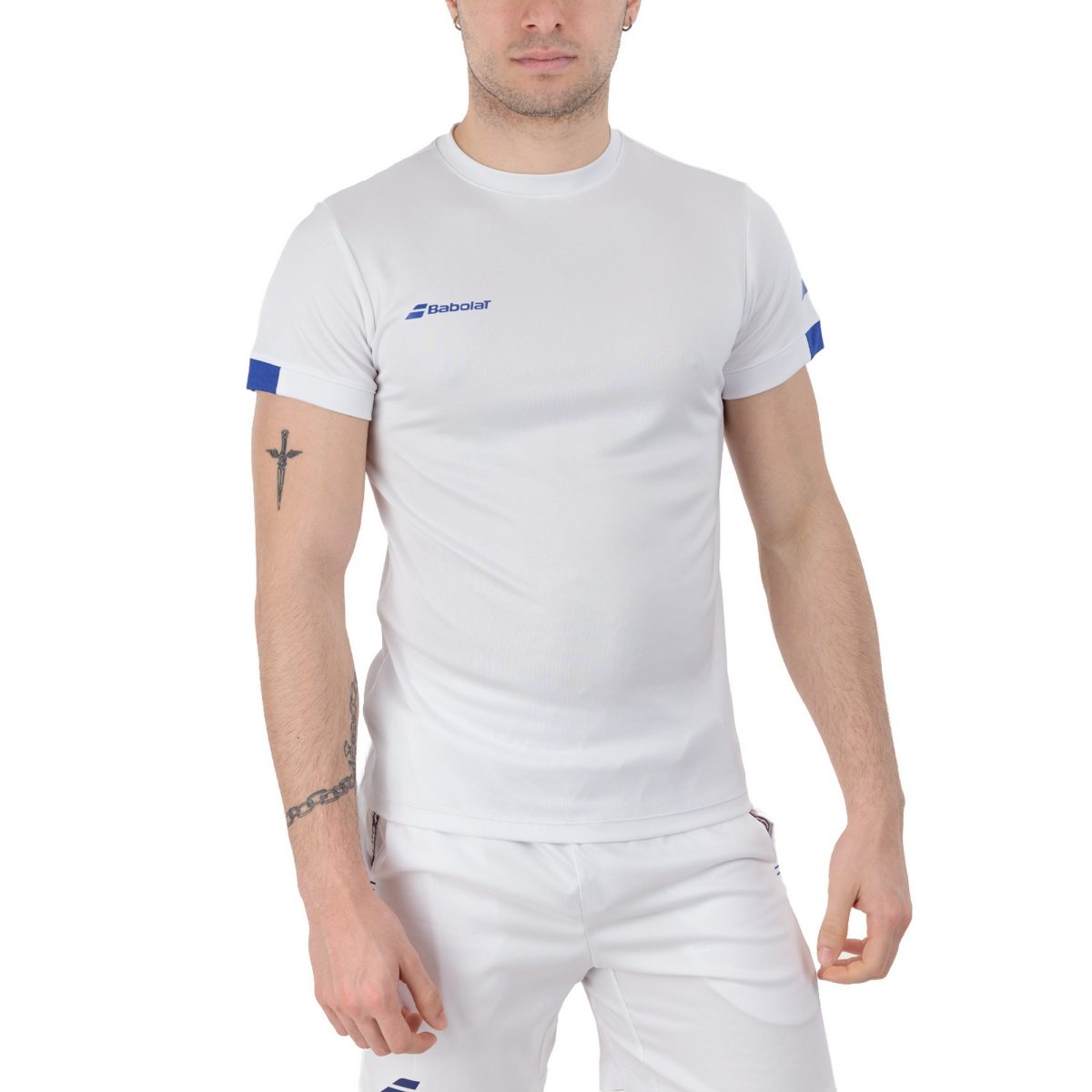 BABOLAT Tshirt Play Crew Logo White 1 - RacketShop.ae buy Padel Rackets, padel shoes, padel bag, padel equipment, padel ball, padel clothes, Best Price, Express delivery. Racket shop Padel Store in Dubai